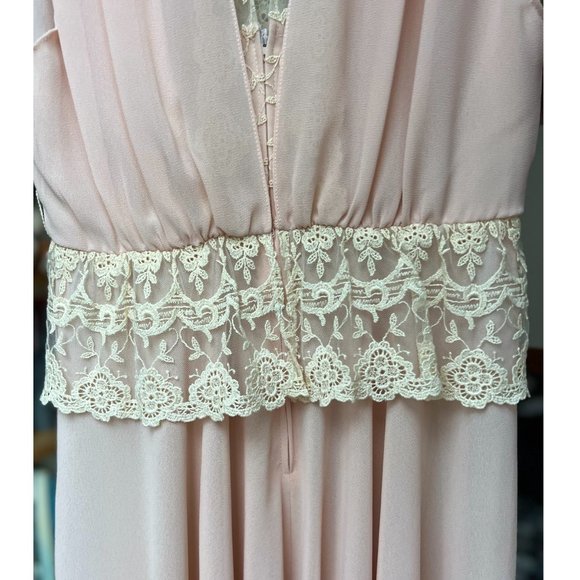 2 for $20 | Vintage Dress - Picture 6 of 7